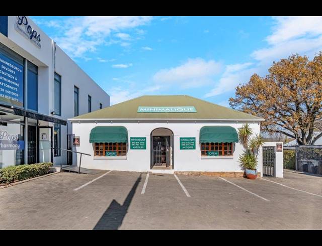 420M² BUSINESS FOR SALE IN PARKTOWN NORTH